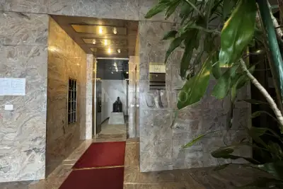 Casa in vendita, Viale Tunisia, Milano