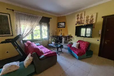 Casa in vendita, Via Arno, Pomezia