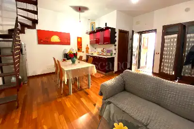 Villino a Schiera in vendita, Via Lidia Bianchi, Roma