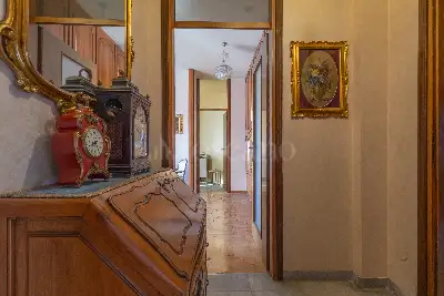 Casa in vendita, Via Giovanni Pascoli, Milano