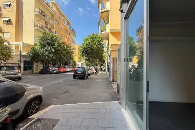 Negozio in vendita, Via di Monte Verde, Roma