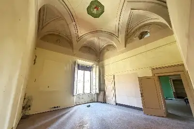 Casa in vendita, Piazza di Porta Ravegnana, Bologna