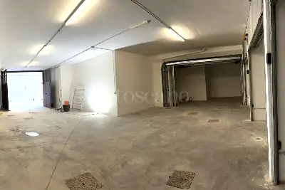 Box in vendita, Via delle Calasanziane, Roma