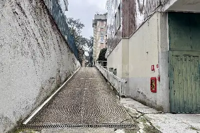 Box in vendita, Via dei Benedettini, Milano