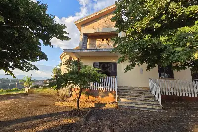 Casa Indipendente in vendita, Via Madre Vincenzina Frijia, Filadelfia