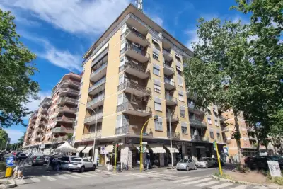 Casa in vendita, Viale Spartaco, Roma