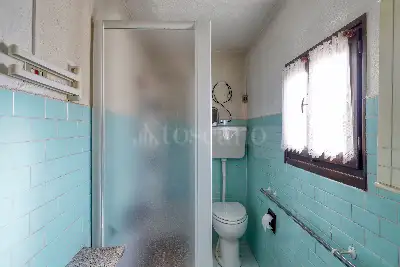 Casa Indipendente in vendita, Via Della Repubblica, Bisuschio