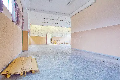 Capannone in vendita, Via Tarca, Lavena Ponte Tresa