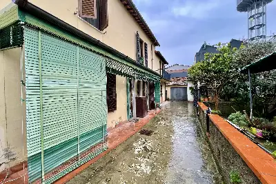 Casa in vendita, Via Giorgio Ambrosoli, Firenze