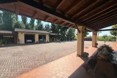 Casa Indipendente in vendita, Via San Michele, Castelfranco Emilia
