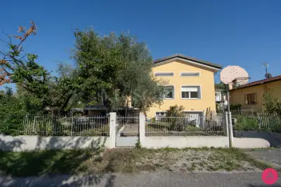 Villa in vendita, Via Giacomo Leopardi, Porcia