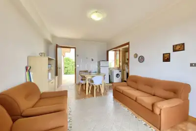 Casa in vendita, via Nuova, Letojanni