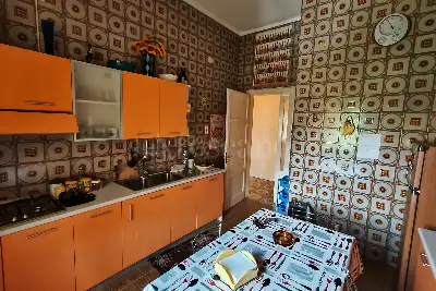 Casa in vendita, Via Piave, Catanzaro