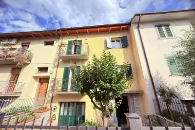Casa Indipendente in vendita, Via Quinto Martini, Prato