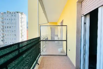 Casa in vendita, Via Achille Papa, Brescia