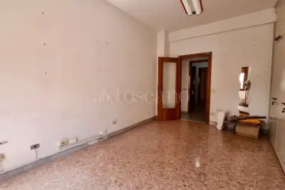 Casa in vendita, Via Giunio Silano, Roma