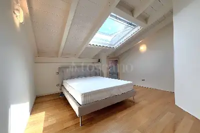 Attico in vendita, Via Benaco, Sirmione