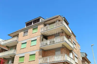 Casa in vendita, Via Umberto Grosso, Roma