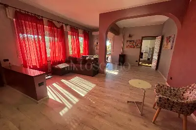 Casa Indipendente in vendita, Via A. Manzoni, Cairate