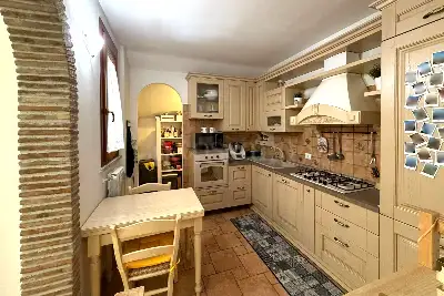 Villino a Schiera in vendita, Via Morsasco, Roma