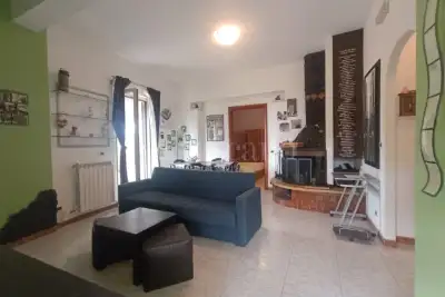 Casa Indipendente in affitto, Via Alcaloro, San Giovanni la Punta