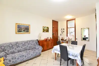 Casa in vendita, Via Milano, Cantù