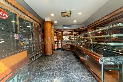 Negozio in affitto, Via Francesco D'Ovidio, Roma