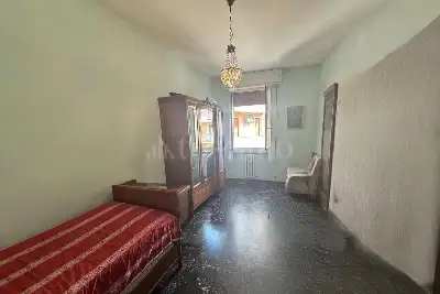 Casa in vendita, Piazzale Risorgimento Italiano, Modena