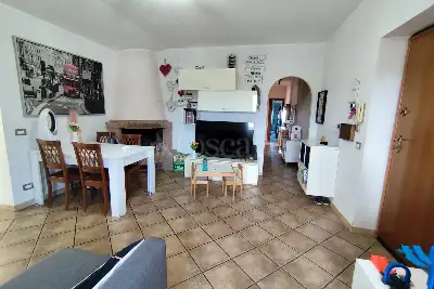 Casa in vendita, Via Foscolo Montini, Fiumicino