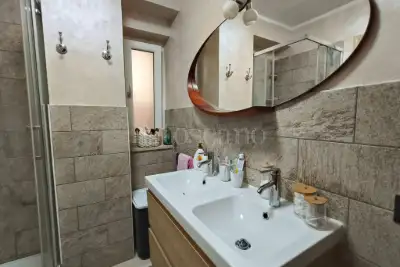 Villa Plurifamiliare in vendita, Via Vervio, Roma