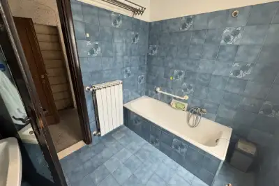 Casa Indipendente in vendita, Via IV Novembre, Gussago