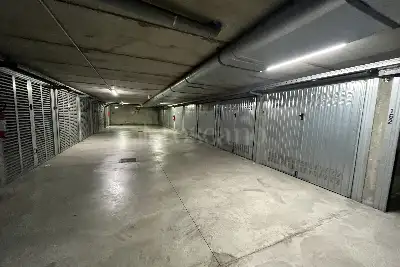 Box in vendita, Via Mario Donati, Milano