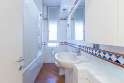 Casa in vendita, Via Francesco Anzani 6, Milano