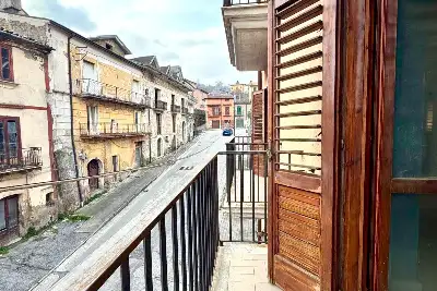 Casa in vendita, Via Garibaldi, Monteforte Irpino