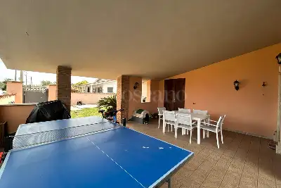 Villa in vendita, Via Bresimo, Roma