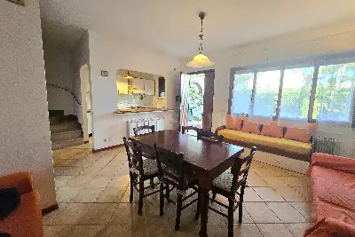 Villa Plurifamiliare in vendita, Piazzale Garda, Santa Marinella