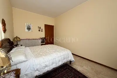 Casa in vendita, Via Lucerna, Milano