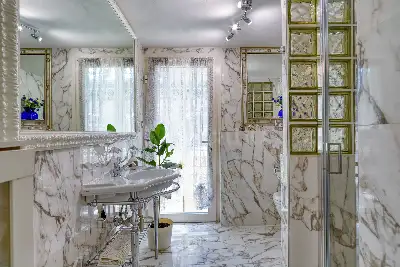 Villa in vendita, Via Luigi Pirandello, Camaiore