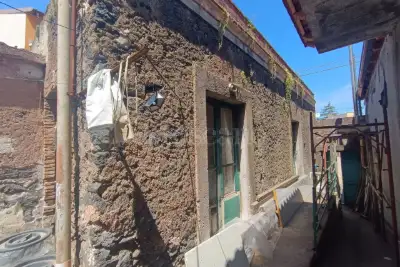 Rustico in vendita, Via Soldato Scuto Salvatore, San Giovanni la Punta