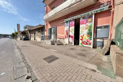 Negozio in vendita, Via Alessandro Manzoni, Scafati