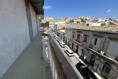 Casa in vendita, Via Angelo Cavarra, Noto