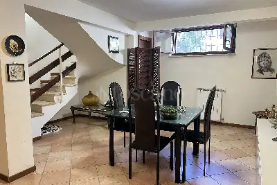 Villino a Schiera in vendita, Via Corona Australe, Fiumicino