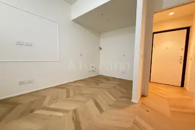 Casa in vendita, Via Giovanni da Procida 25, Milano