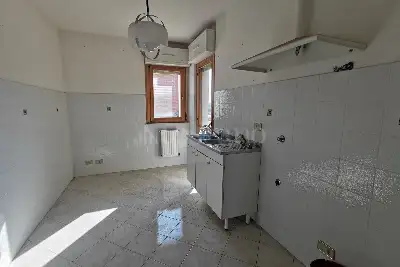 Casa in vendita, Via Gianfilippo Usellini, Roma