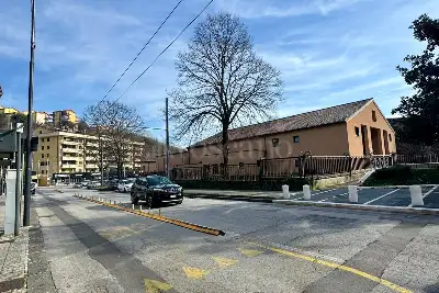 Negozio in affitto, Via Circumvallazione, Avellino