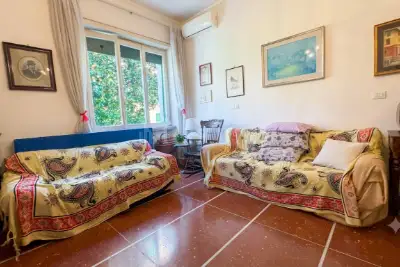 Casa in vendita, Via Giovanni da Procida, Roma