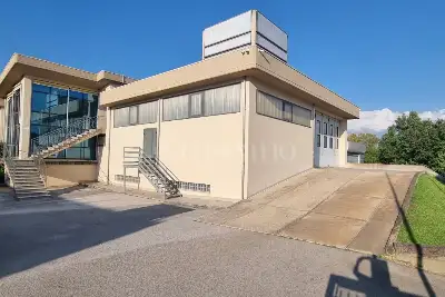 Capannone in affitto, Via Antonio Gramsci , Marsicovetere