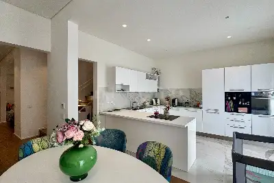 Villino a Schiera in vendita, Via Antonio Pacinotti, Prato