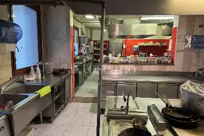 Attività Commerciale in vendita, Piazza Caduti, , Sant'Angelo Lodigiano