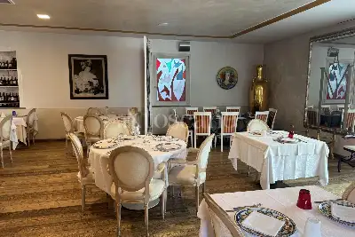 Attività Commerciale in vendita, Piazza Caduti, , Sant'Angelo Lodigiano